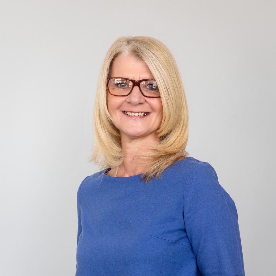 Porträt Claudia Schmiedl